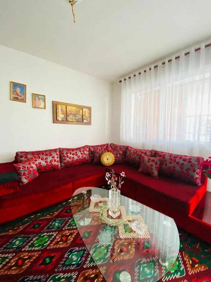 Apartment Luli Корча