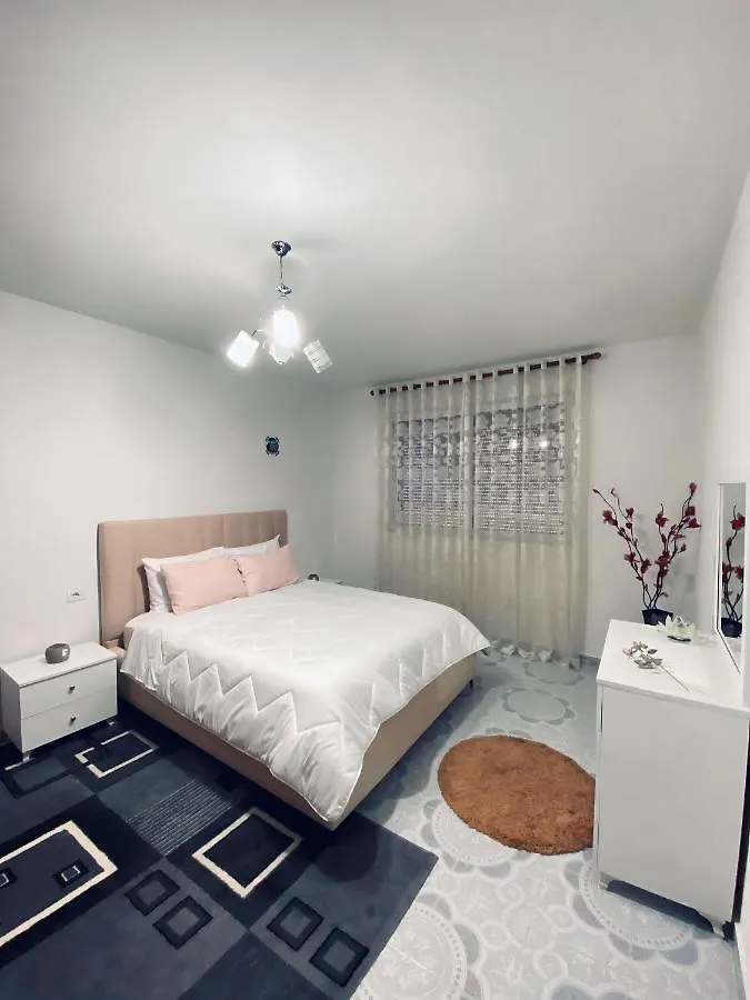 Apartment Luli Корча